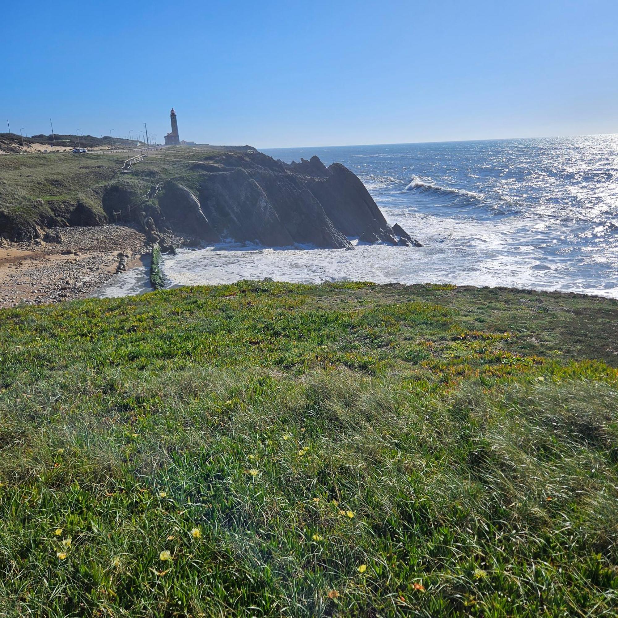 Nazare Uninterrupted Views And Sounds Of The Sea Appartement Pataias Buitenkant foto